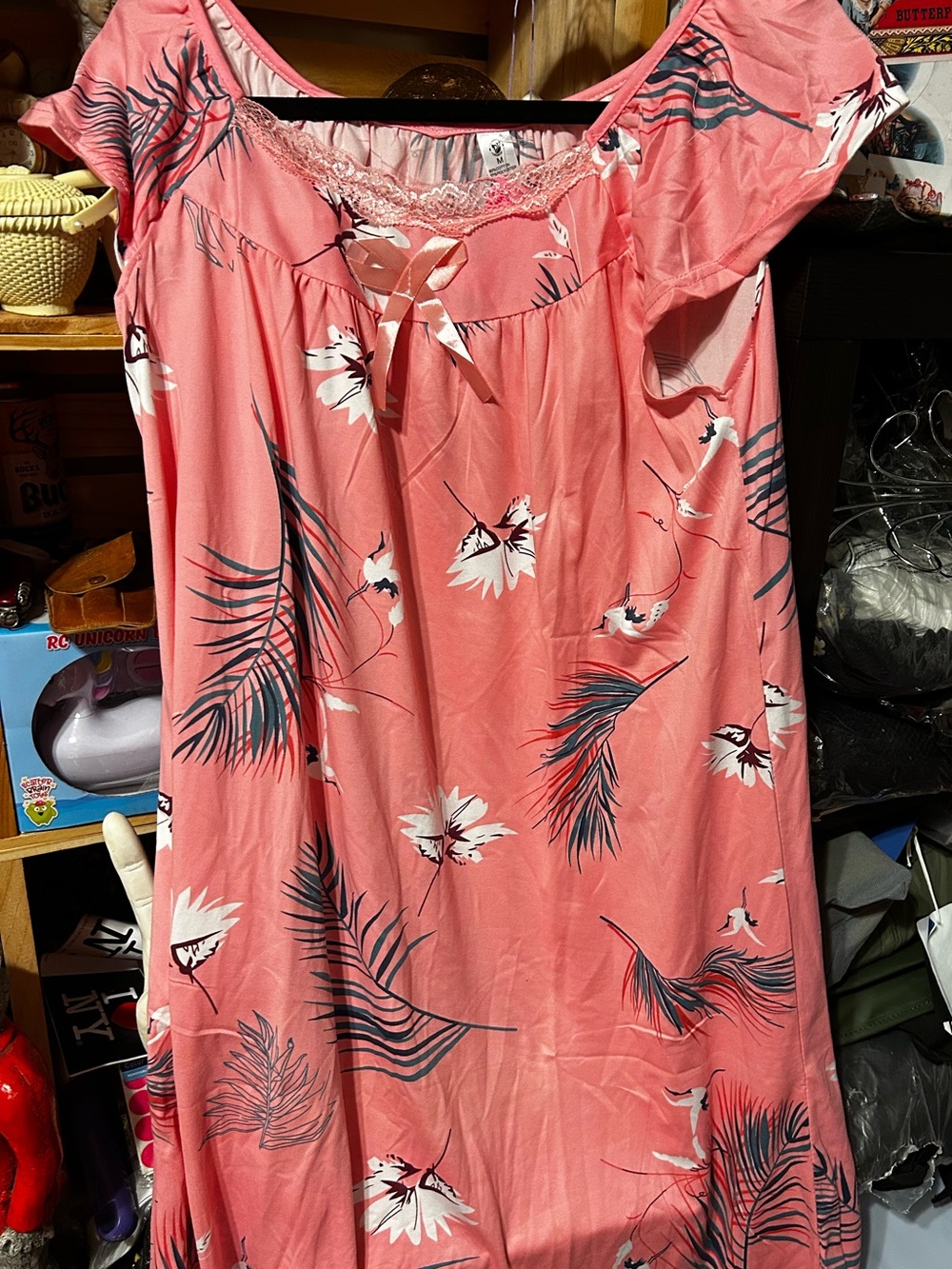 Medium night gowns
